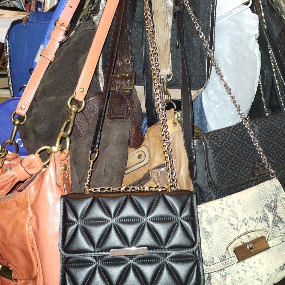 Black Quilted Chain Shoulder Bag